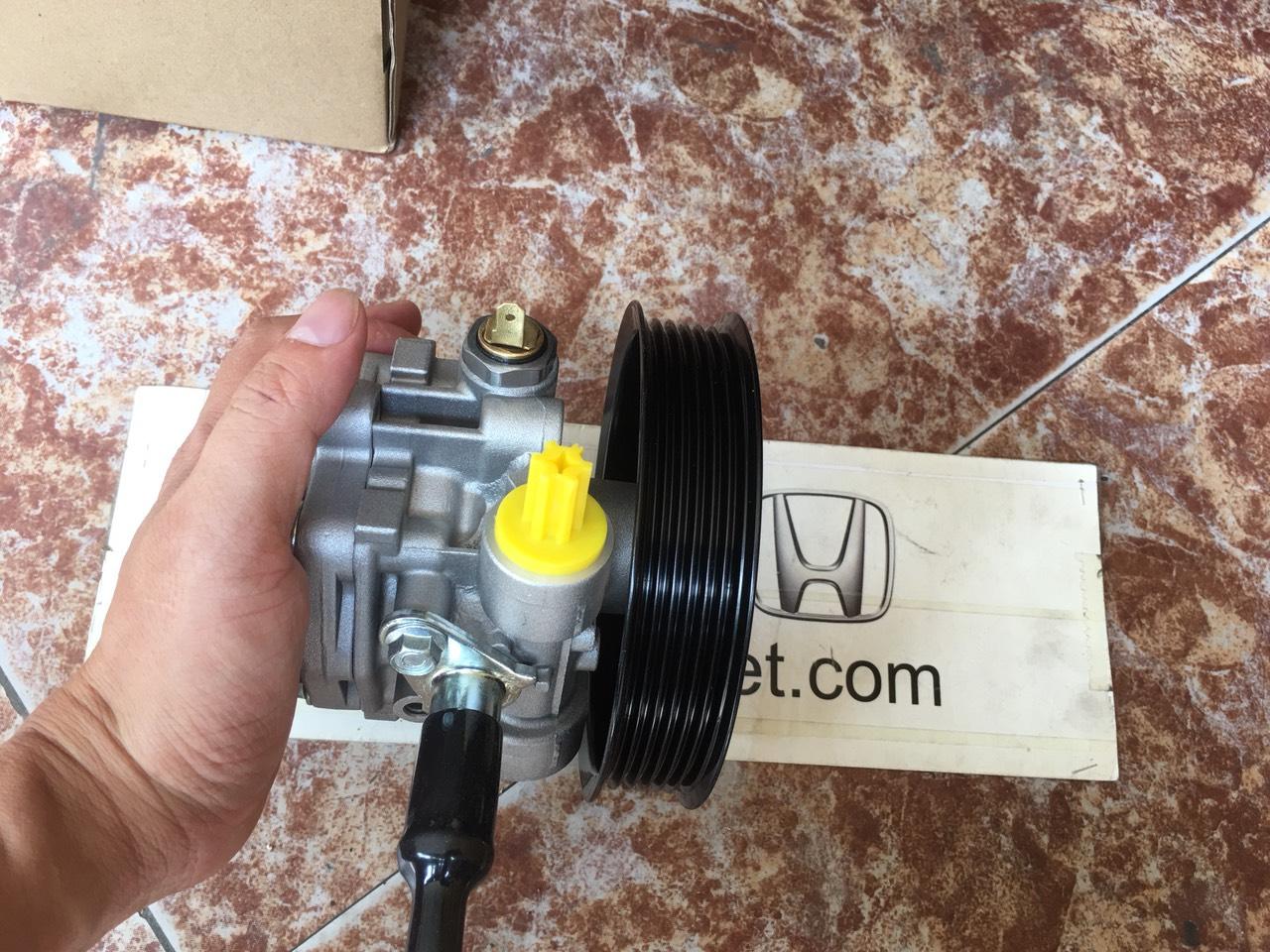 Bơm trợ lực lái xe Mitsubishi Lancer IO