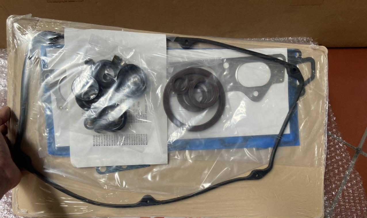 Bộ gioăng phớt đại tu mitsubishi Zinger (Nhật Bản – Hợp kim – Đen) Mã sp: M-MD974764-2