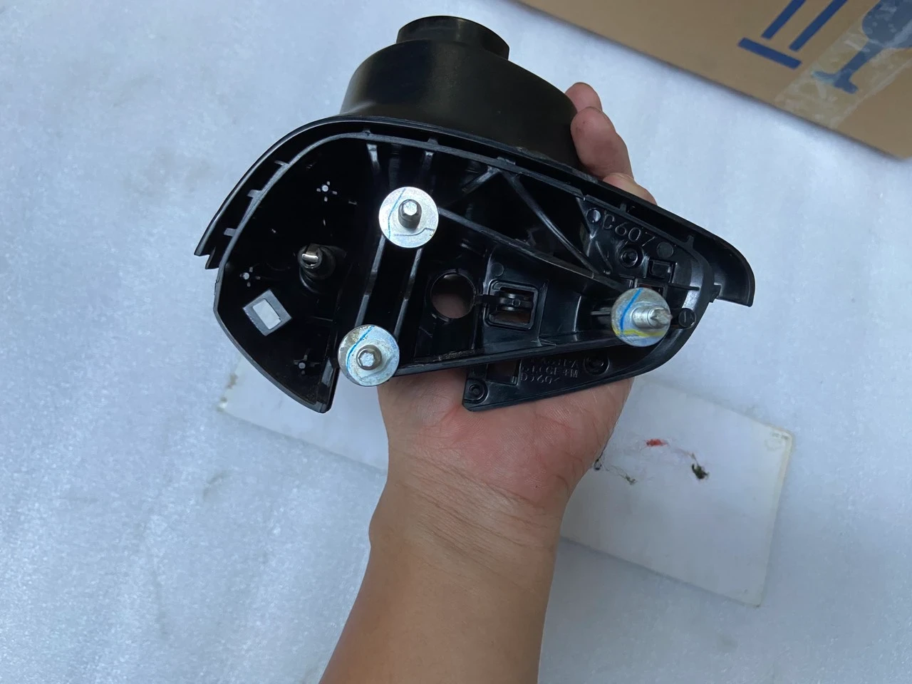 Chân gương xe Mitsubishi Xpander và Xpander Cross Mã sp: DKW713ZPQL