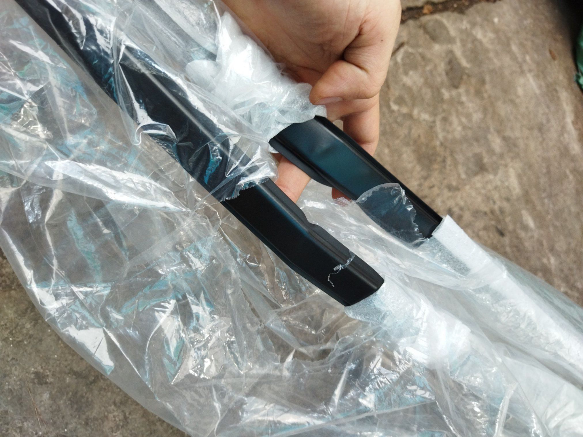 Nẹp nóc xe Honda CRV 2013-2017 hàng thanh lý (Đen – Nhật Bản)