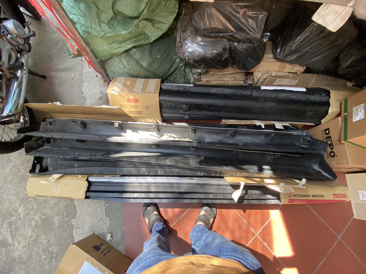 Ốp babole xe Mitsubishi Xpander và Xpander Cross Mã sp: V32EGSOIBC