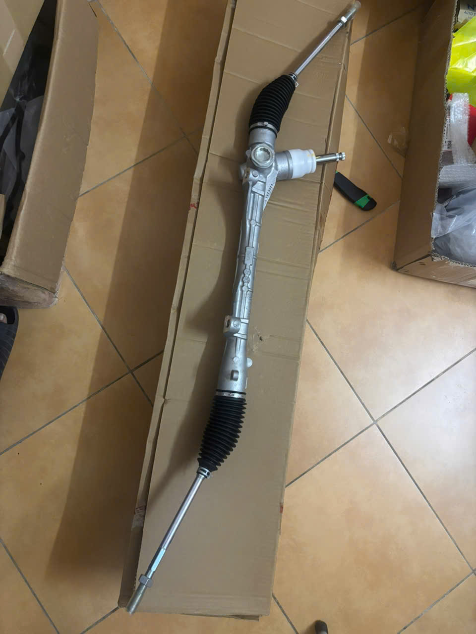 Thước lái Mitsubishi Xpander