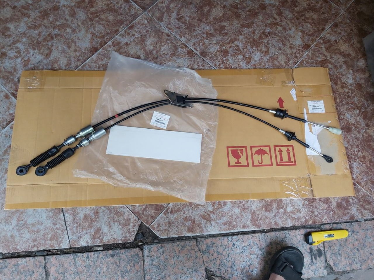 Dây đi số xe Mitsubishi Attrage MT (Hợp kim – Đen – Bạc) Mã sp: 2460A112 |