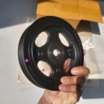 Puly đầu trục cơ Mitsubishi Attrage (Hợp kim – Đen) Mã sp: 1104A093